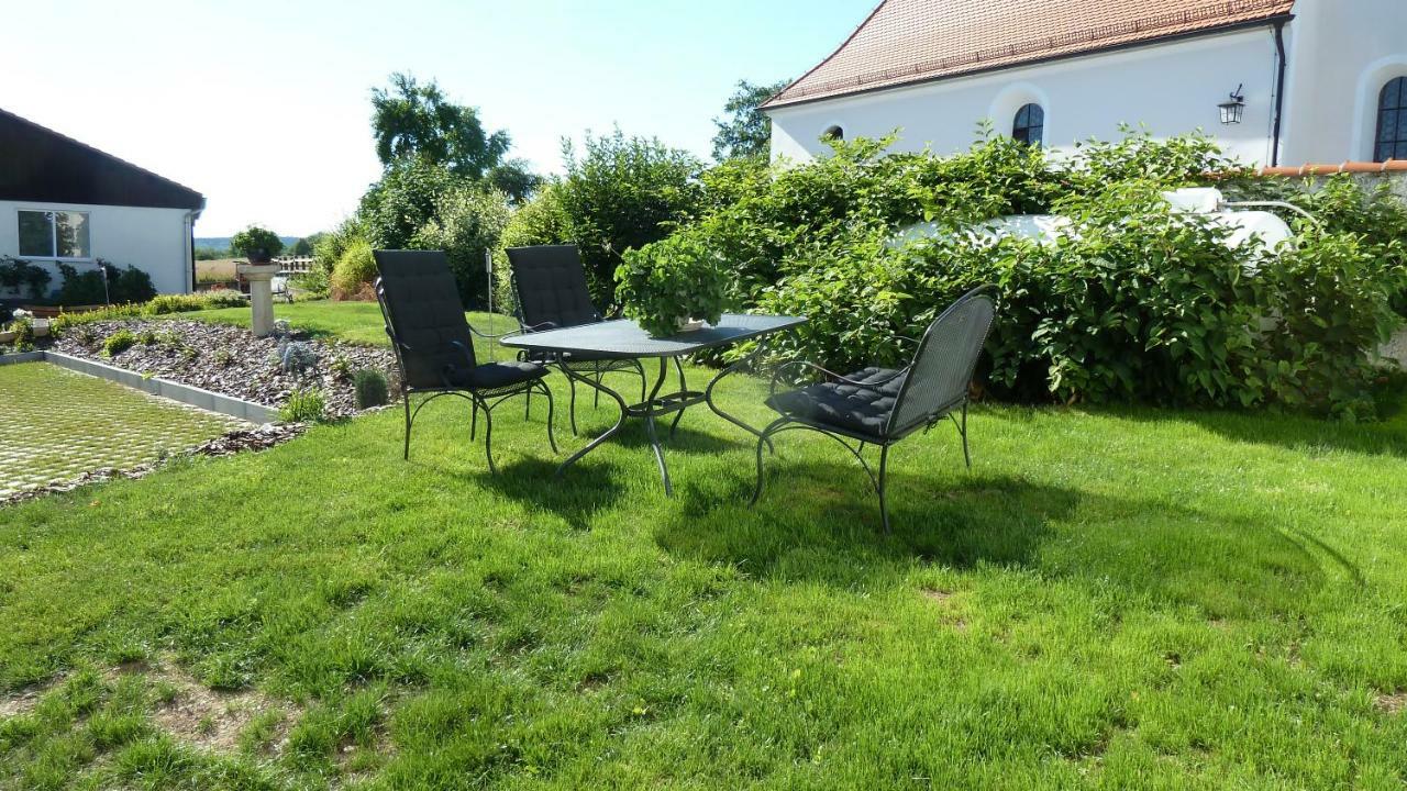 Ferienwohnung Zum Dorfwirt Риденбург Экстерьер фото